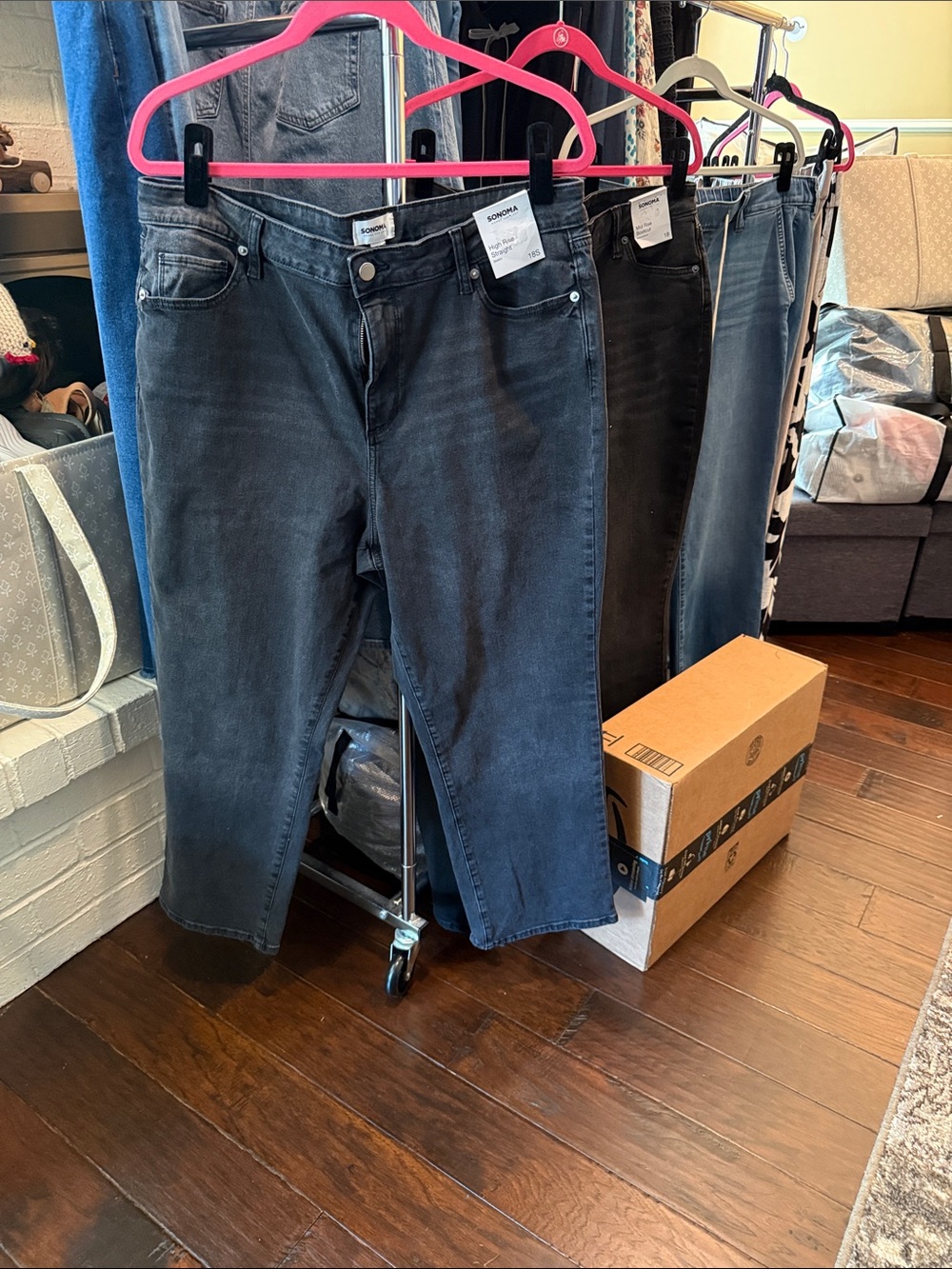 Women’s Sonoma high rise straight Black Denim size 18s